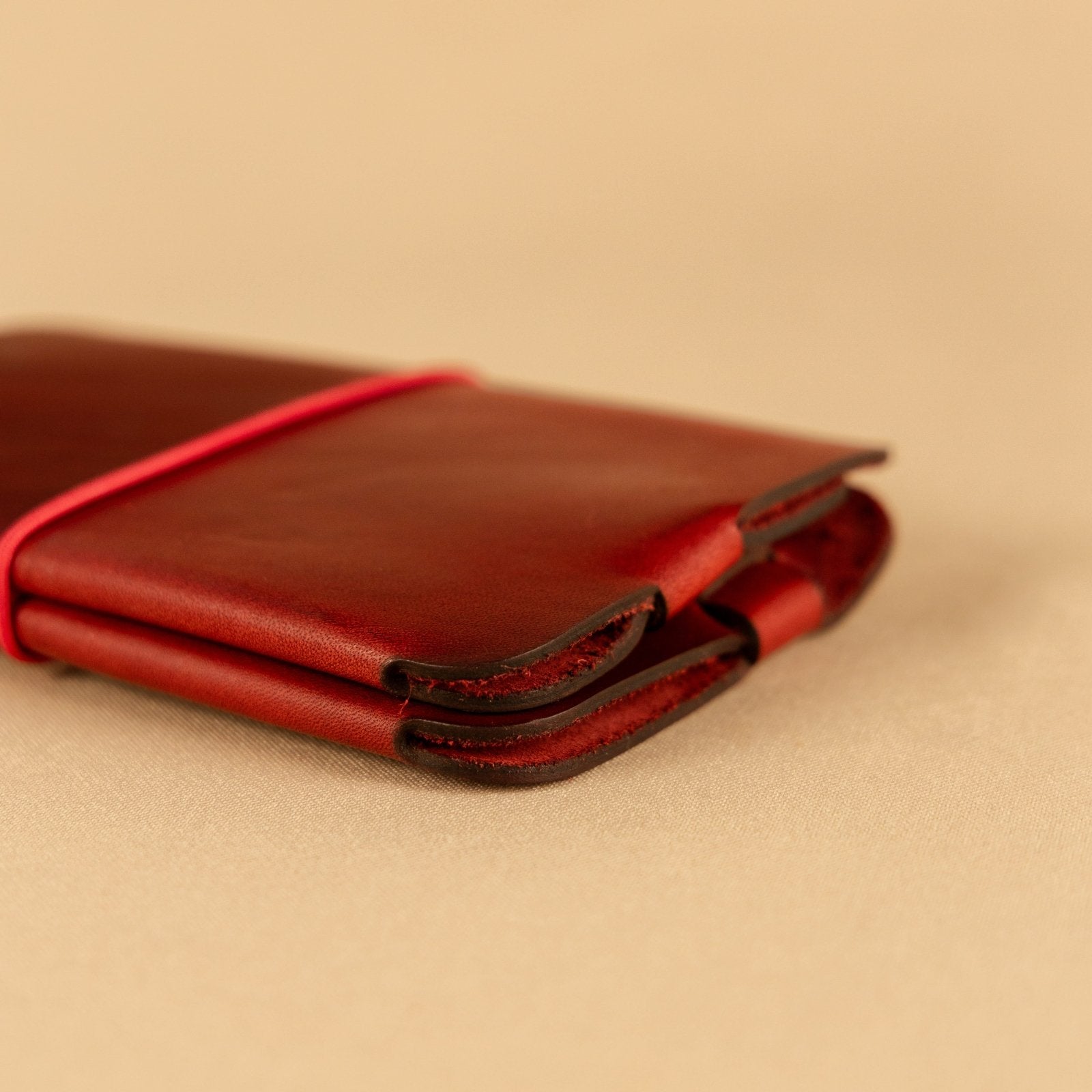 Seamless Passport Wallet A6 - Awlma